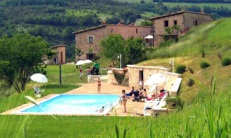 Piscina agriturismo Umbria