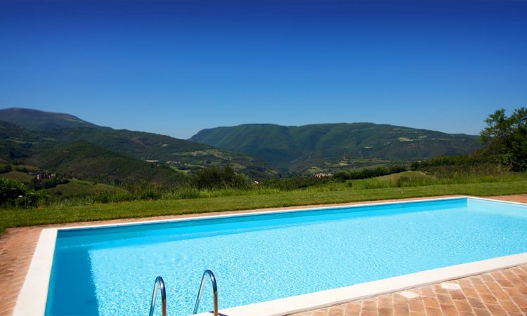 Piscina agriturismo Umbria